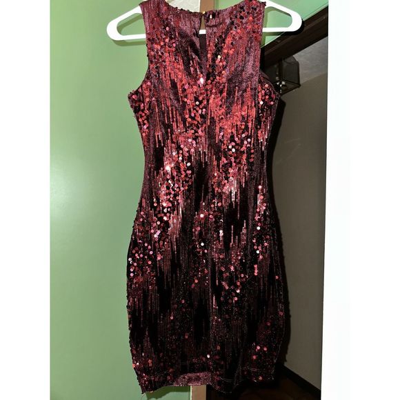 Red Emerald Sunday Size XS Cocktail dress - Picture 2 of 2